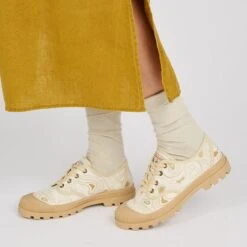 Chaussures Pataugas Boutique -Chaussures Pataugas Boutique BASKET FEMME OG L TOPO F2I BEIGE 628387 150 Porte 1